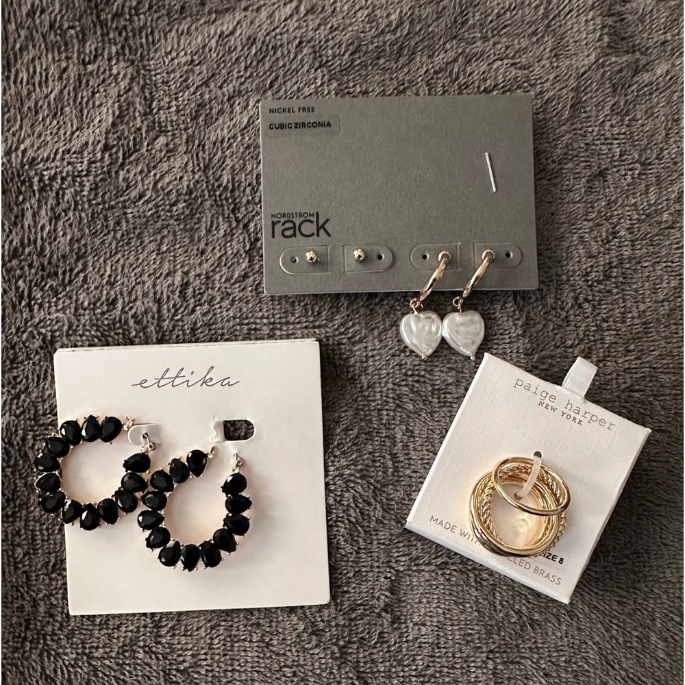 Lot jewelry earrings and ring ✨